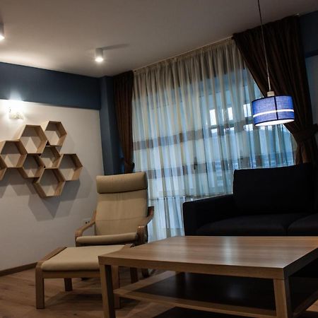 Eurocomfort Apartments Piatra Neamt Luaran gambar