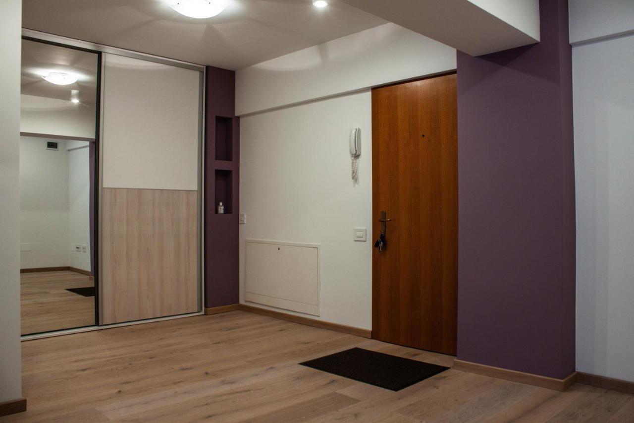 Eurocomfort Apartments Piatra Neamt Luaran gambar