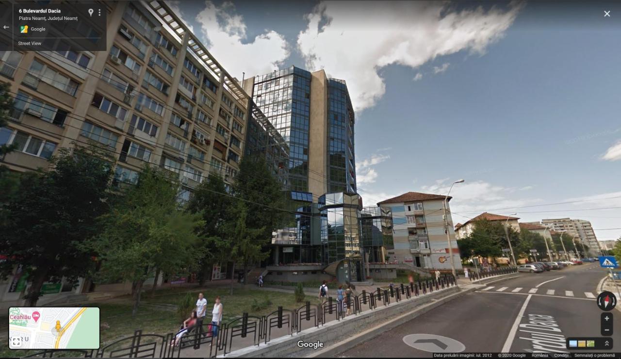 Eurocomfort Apartments Piatra Neamt Luaran gambar