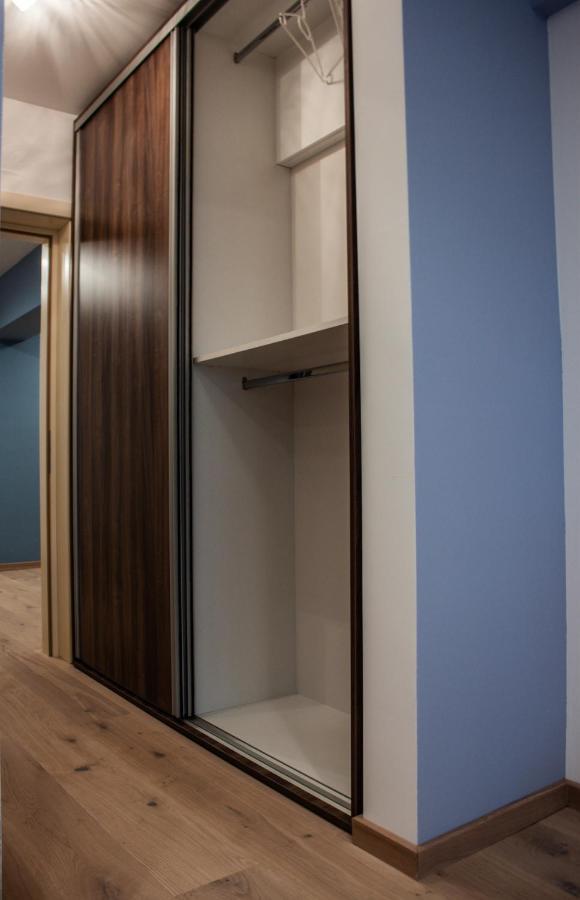 Eurocomfort Apartments Piatra Neamt Luaran gambar